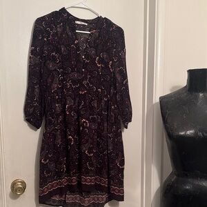 Chic Paisley Midi Dress in Black and Red